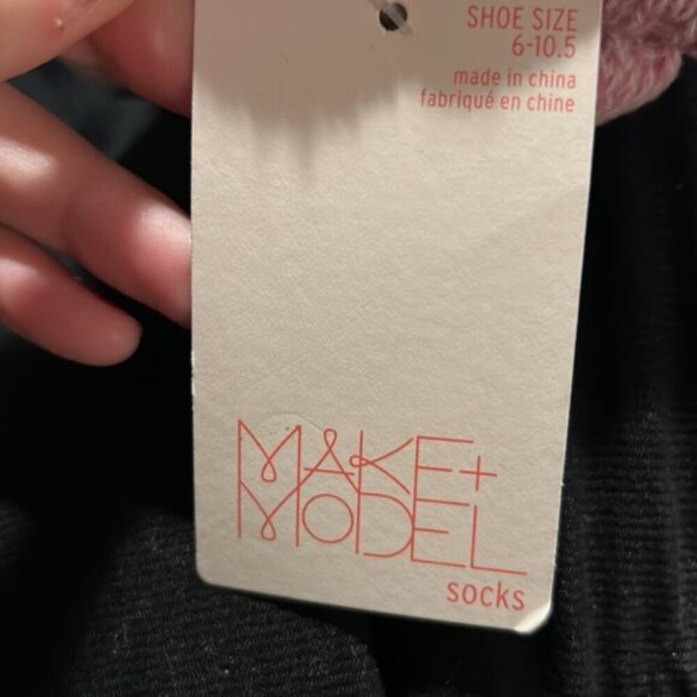 NWT Nordstrom Socks If you Can Read This Bring Me Rose - Picture 3 of 4